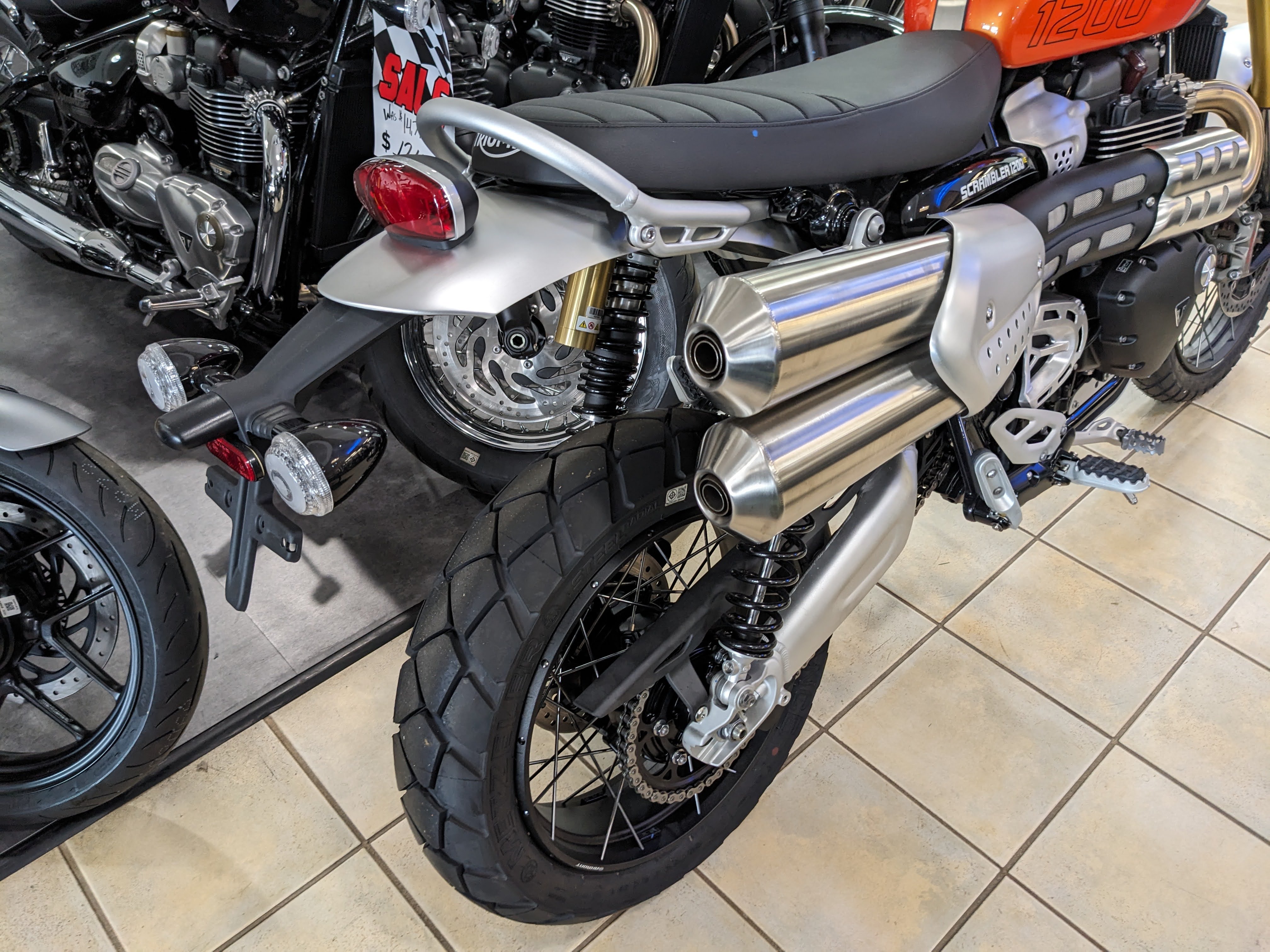 2025 Triumph Scrambler 1200XE - Photo 2